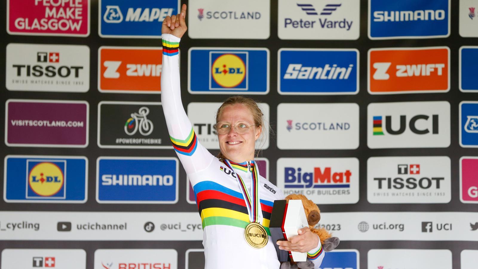 Salto Foundation - Emma Lund, para-cycler sponsored by Salto, wins gold at 2023 UCI Cycling World Championships